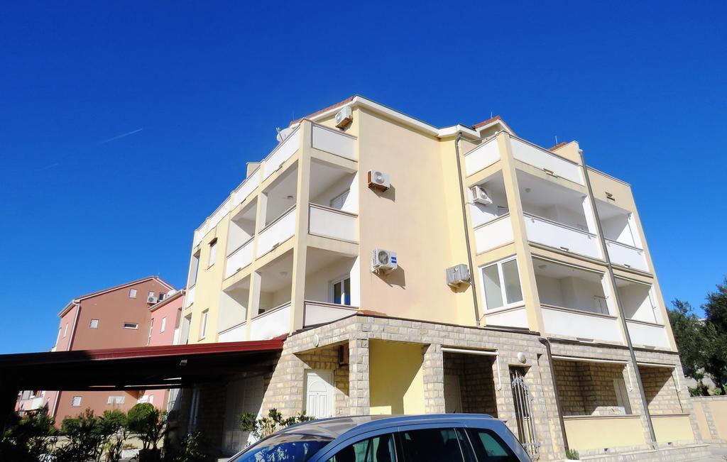 Apartments Party Novalja Dış mekan fotoğraf